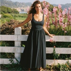 Christy Dawn Andrea dress in night Sz medium